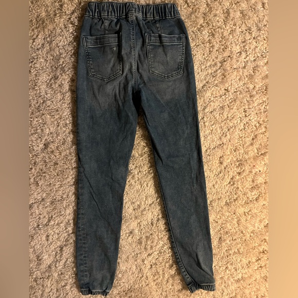 American Eagle jeans. Size 00. - Picture 2 of 5